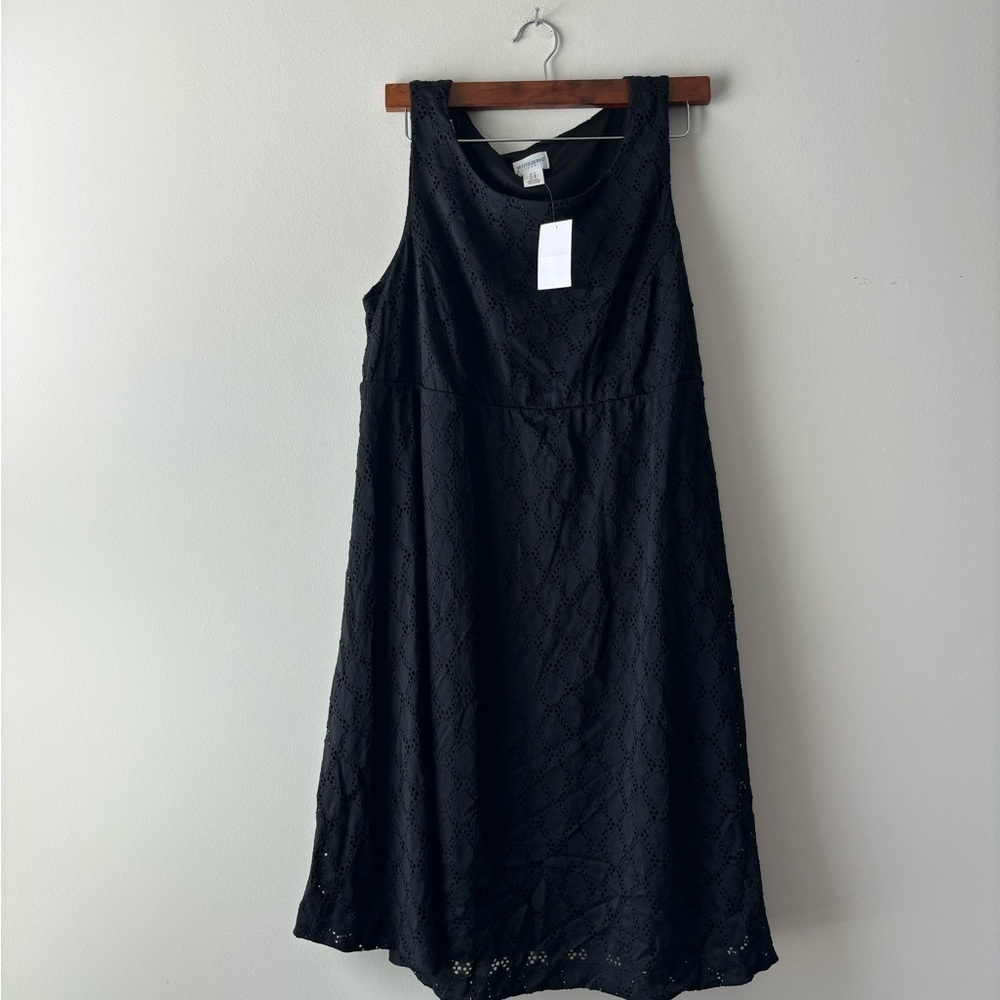 NWT Motherhood black lace dress size L